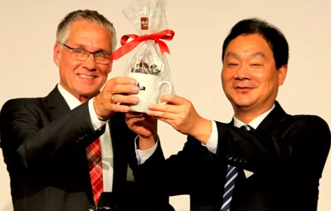 洋河品鑒會(huì)現(xiàn)場(chǎng)合影 洋河品鑒會(huì)現(xiàn)場(chǎng)合影