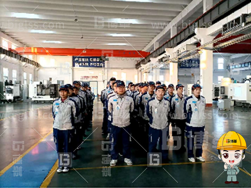 山東威達(dá)重工現(xiàn)場(chǎng)5S咨詢(xún)項(xiàng)目案例